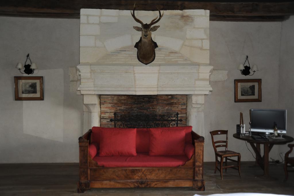 Chateau De Lerse Bed & Breakfast Perignac  Room photo
