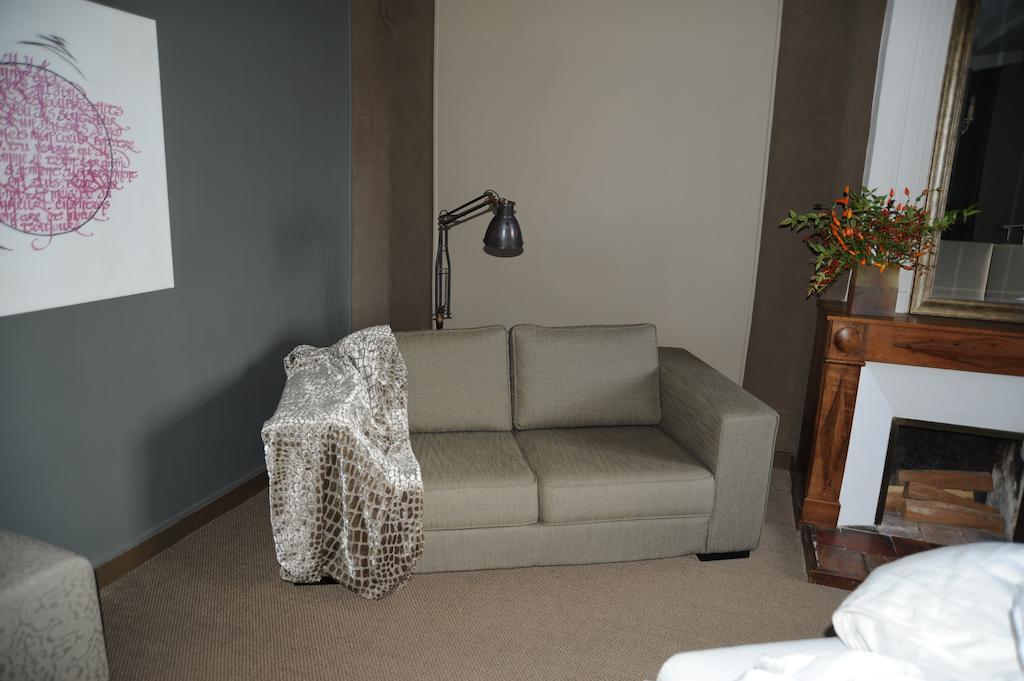 Chateau De Lerse Bed & Breakfast Perignac  Room photo