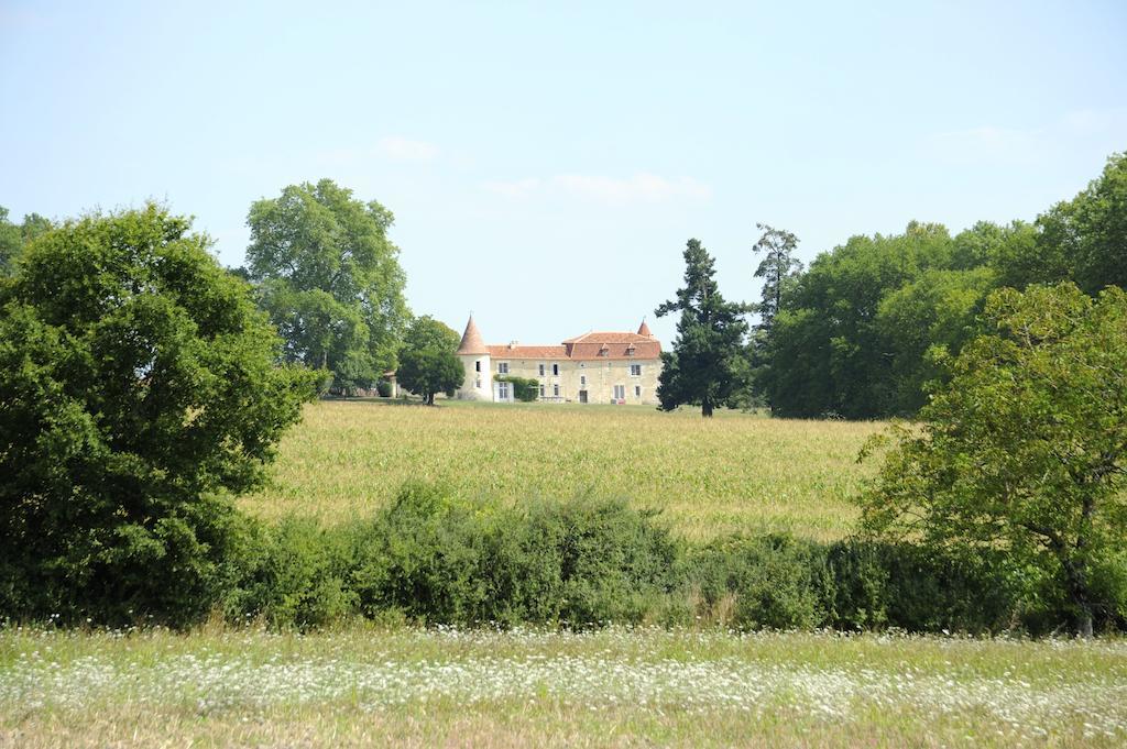 Chateau De Lerse Bed & Breakfast Perignac  Exterior photo