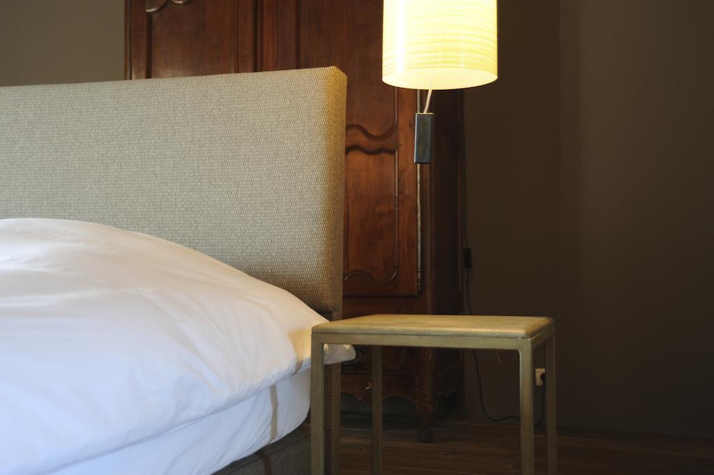Chateau De Lerse Bed & Breakfast Perignac  Room photo