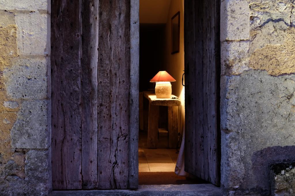 Chateau De Lerse Bed & Breakfast Perignac  Exterior photo